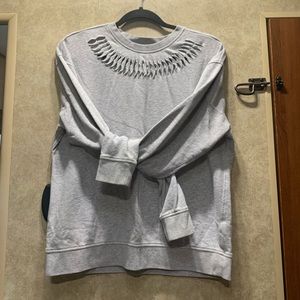 Cut out VS Pull over sweater